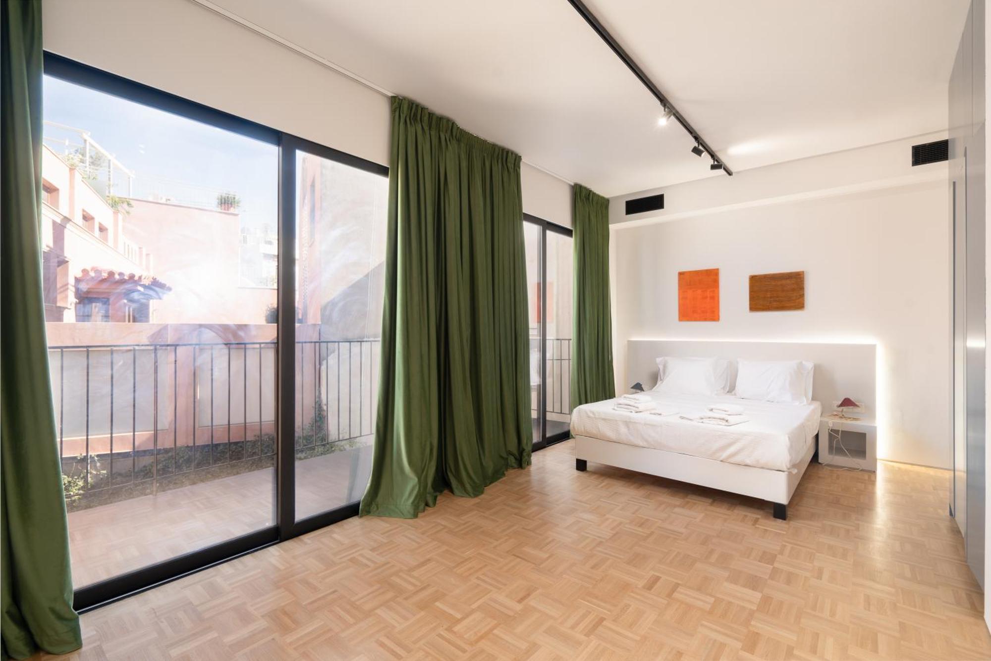 Plaka Bliss - Terrace With Acropolis View Apartment *